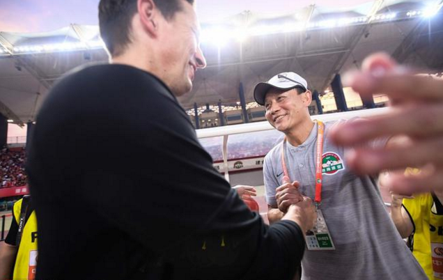 乐竞体育中国-武汉卓尔出战稳健，战术稳扎稳打的简单介绍