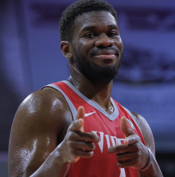 火箭新秀大放异彩,成为焦点人物(火箭新秀大放异彩,成为焦点人物了吗) 火箭新秀大放异彩,成为焦点人物(火箭新秀大放异彩,成为焦点人物了吗)